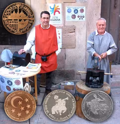 WE STRIKE MEDALS IN SEPULVEDA - 3 OBVERSES WITH NEW 4 MONUMENTS REVERSE