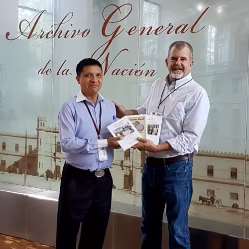 Murray in M&eacute;xico carries out research in the General Archive of the Nation
